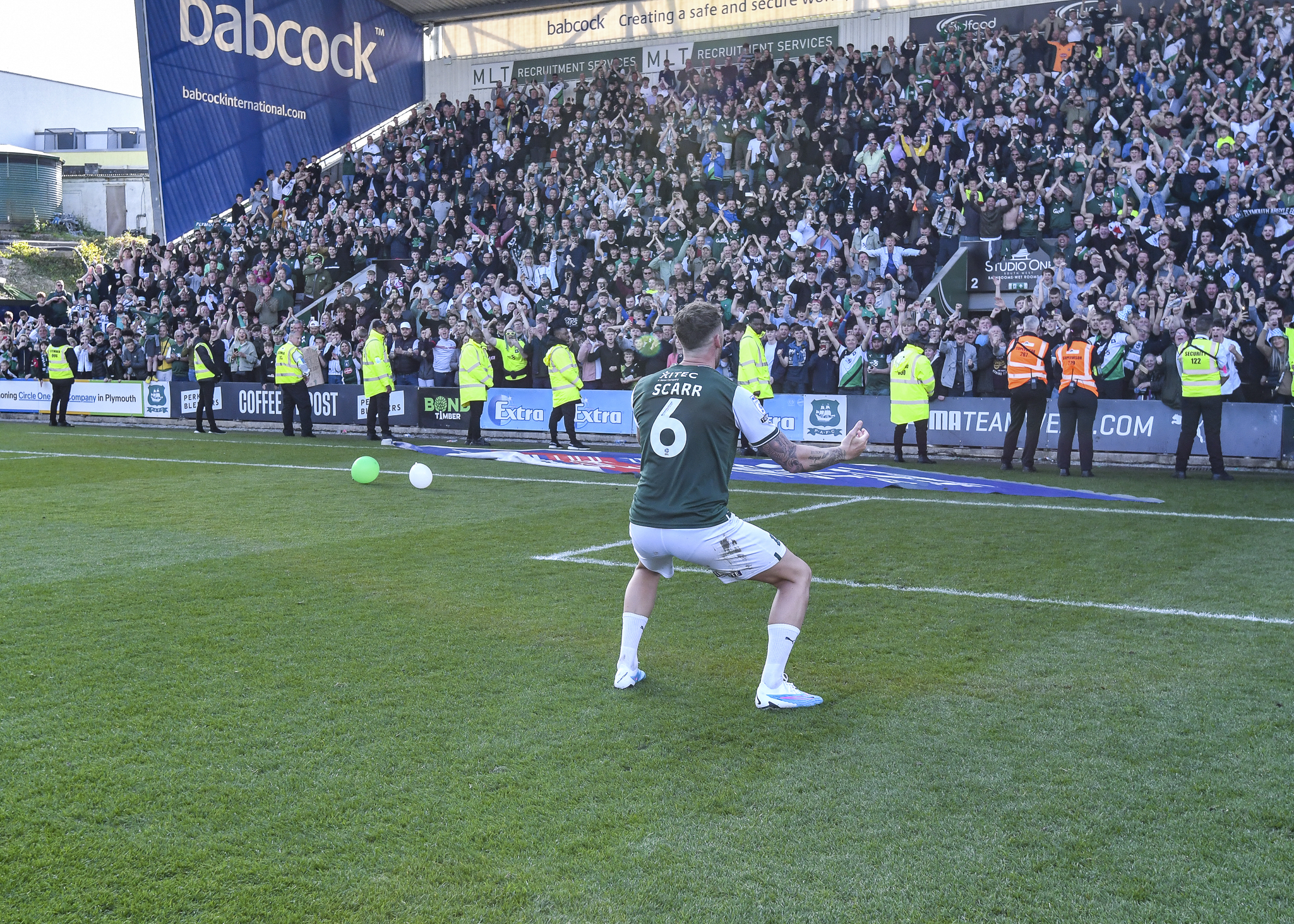 Dan Scarr celebrates