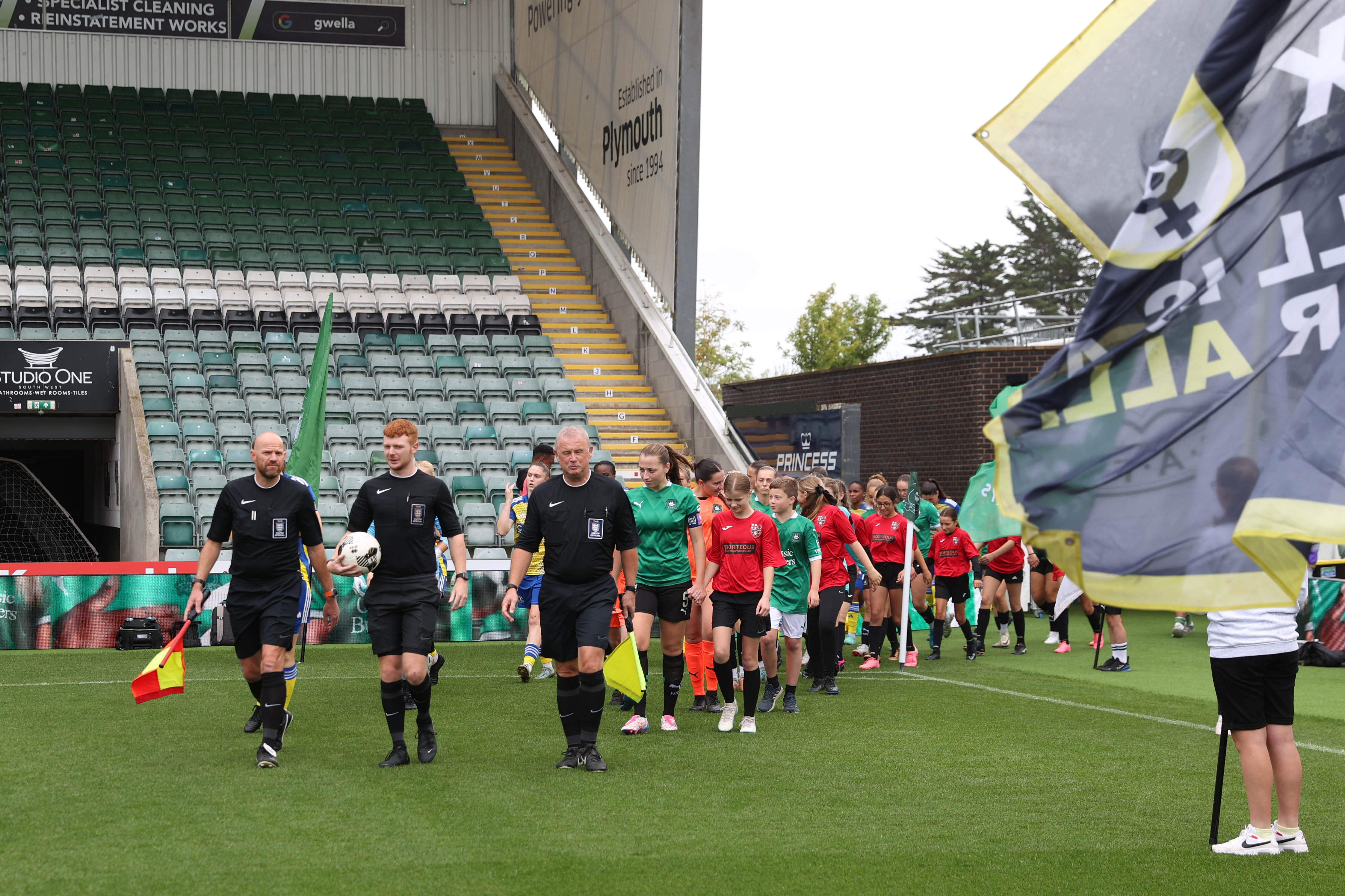 Argyle women's team walk out at Home Park