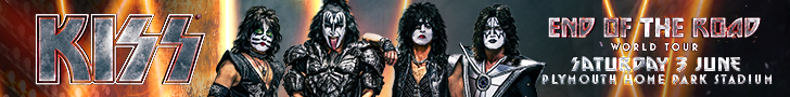 kiss banner