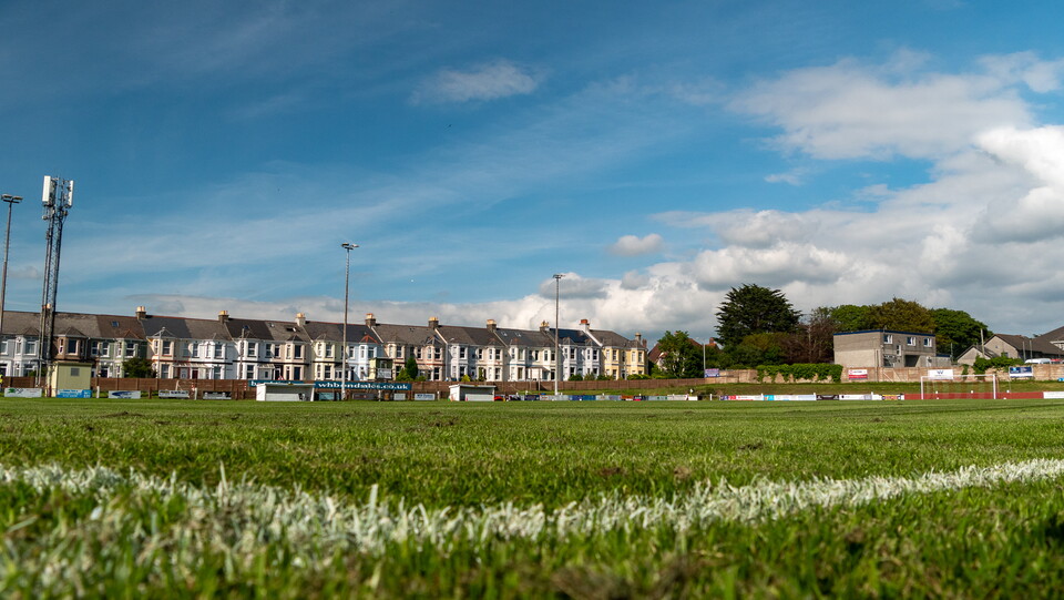 Alt-Look | Saltash United 