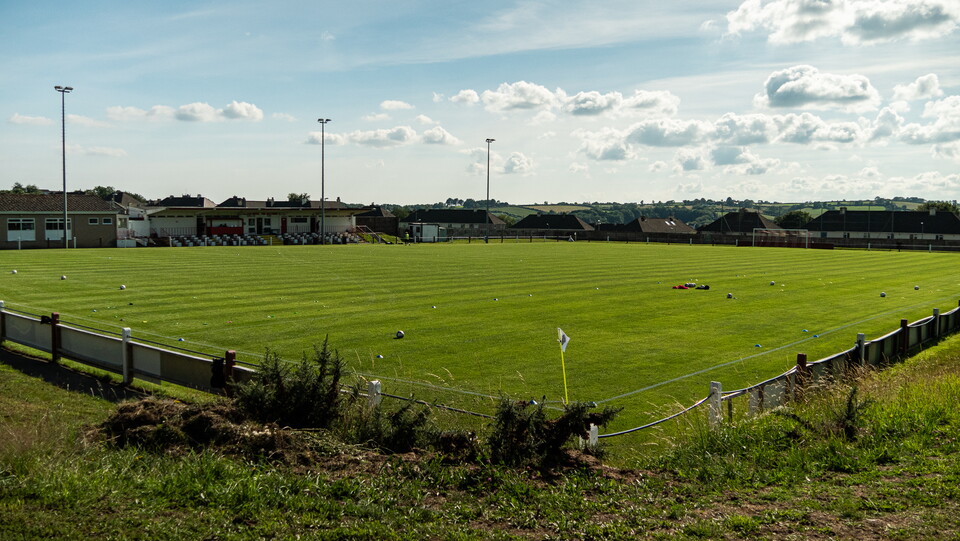Alt-Look | Saltash United 