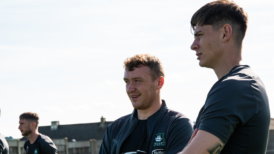 Alt-Look | Saltash United 