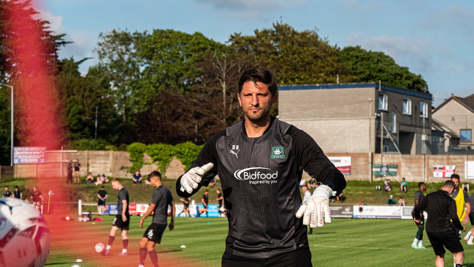 Alt-Look | Saltash United 