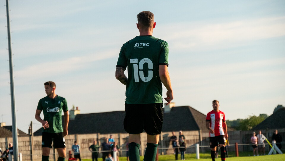 Alt-Look | Saltash United 