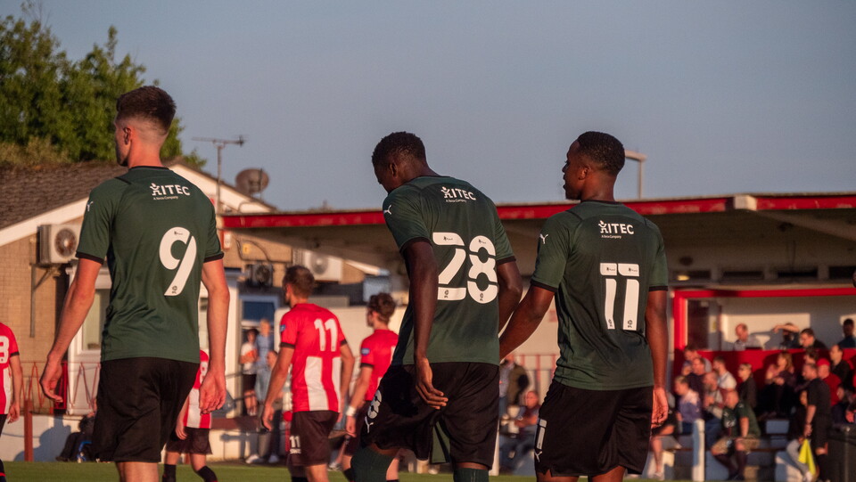 Alt-Look | Saltash United 