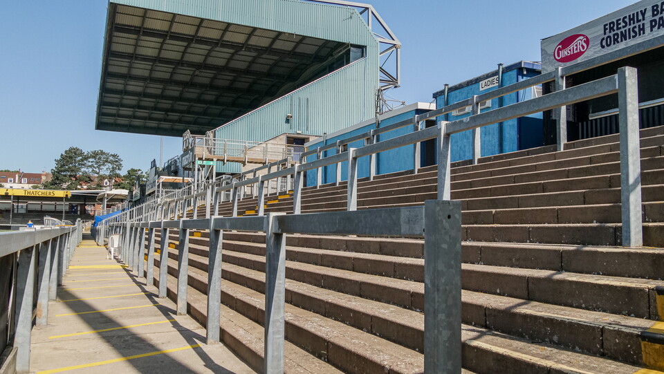 ALT-LOOK | Bristol Rovers 