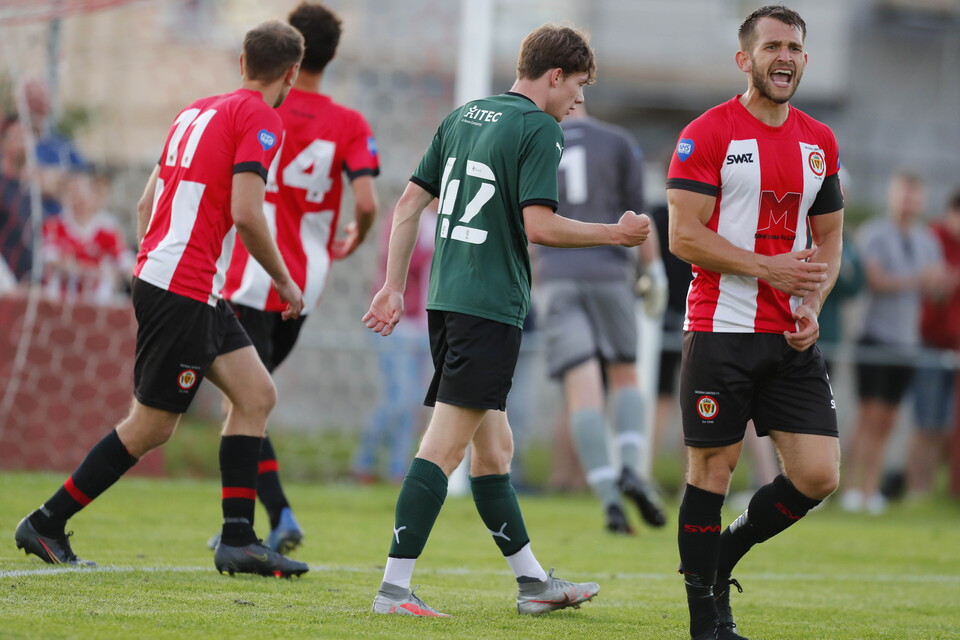 Gallery | Saltash United 