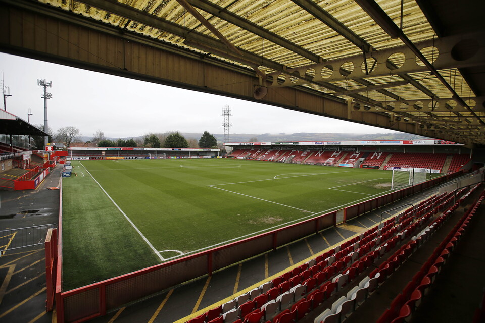 Cheltenham Town vs Argyle
