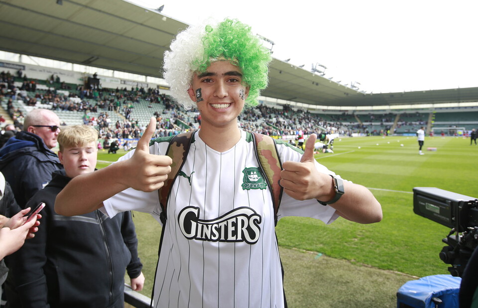 Gallery | MK Dons (H)