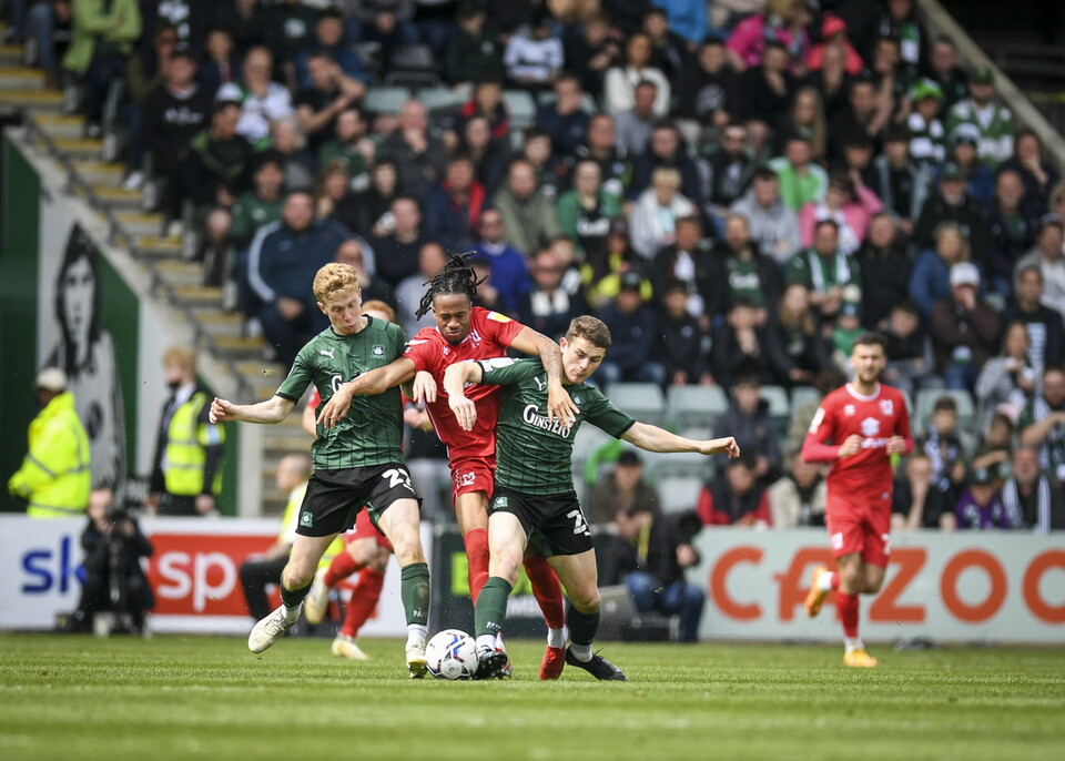 Gallery | MK Dons (H)