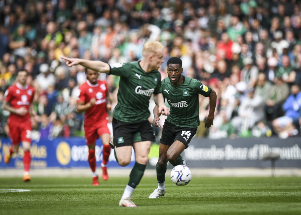 Gallery | MK Dons (H)