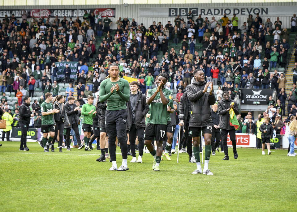 Gallery | MK Dons (H)
