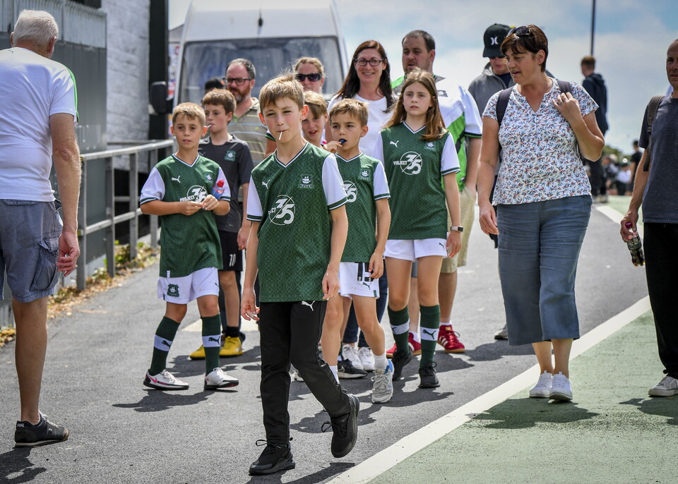 Gallery | Barnsley (H)