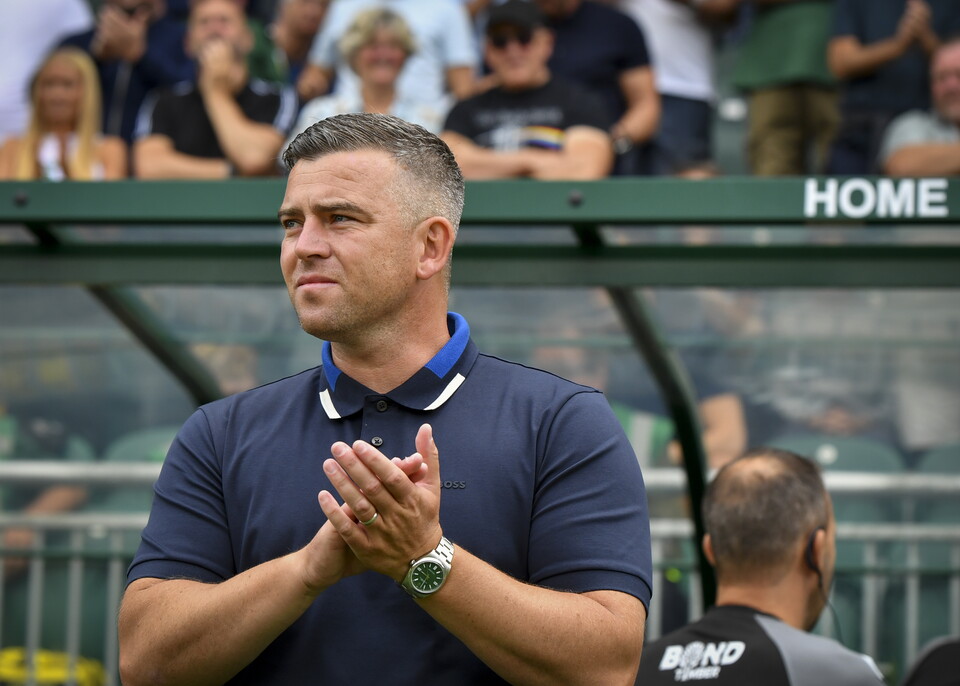 Gallery | Barnsley (H)