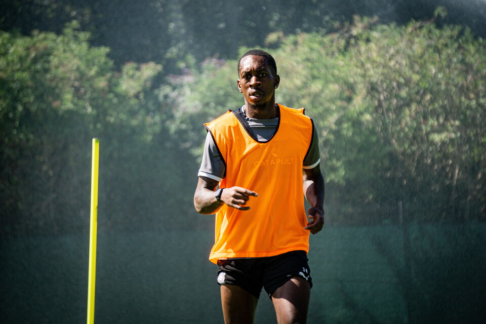 Gallery | Training Pre Barnsley 