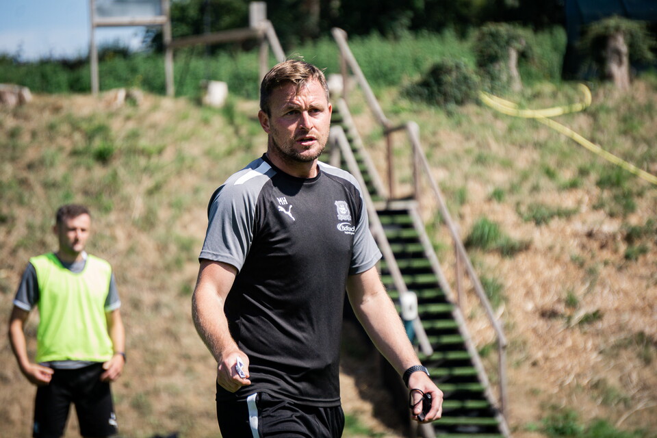 Gallery | Training Pre Barnsley 