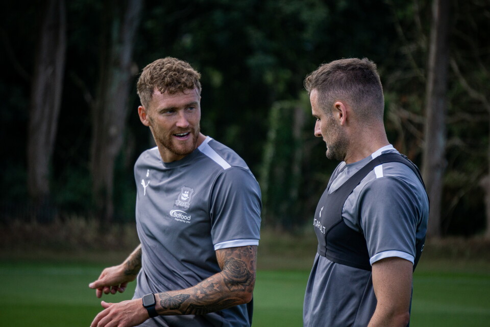 Gallery | Training Pre Barnsley 