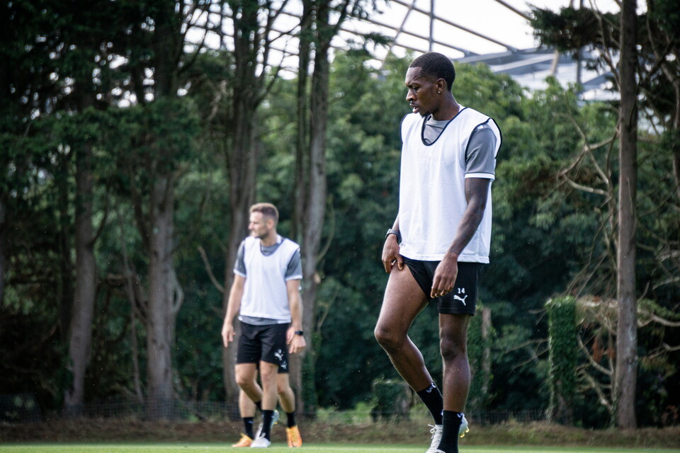 Gallery | Training Pre Barnsley 