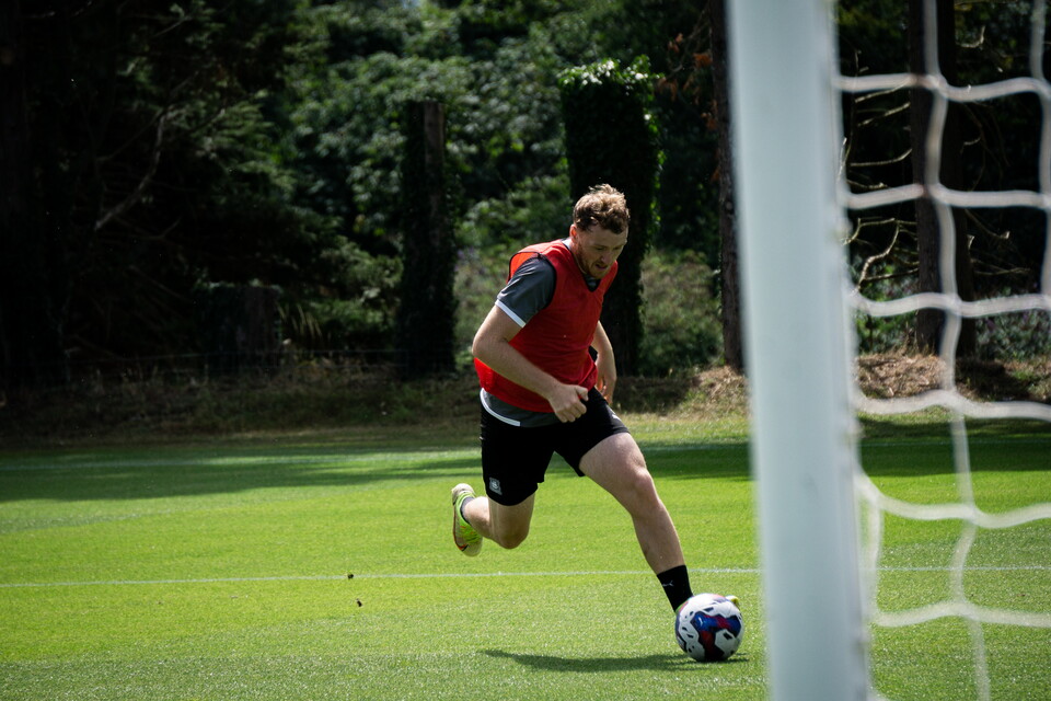 Gallery | Training Pre Barnsley 