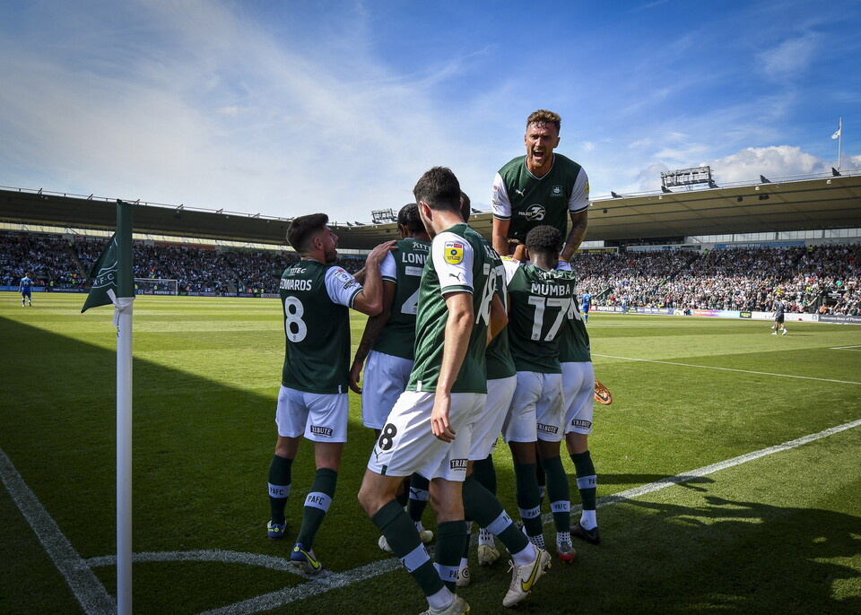 Gallery | Bolton Wanderers (H)