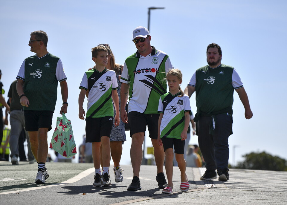 Gallery | Bolton Wanderers (H)