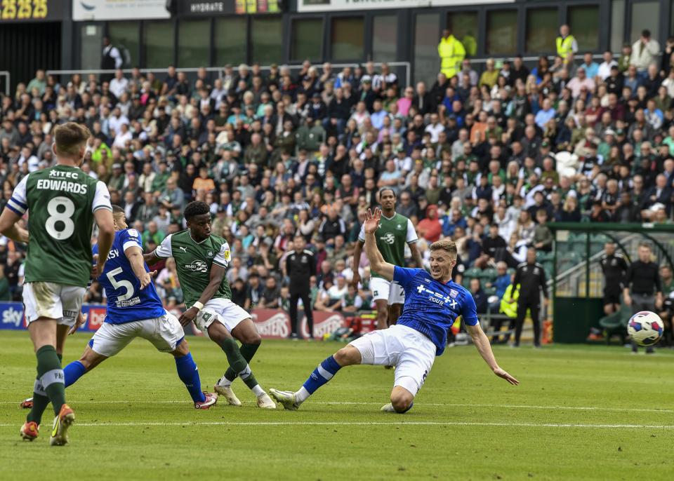 Gallery | Ipswich Town (H)