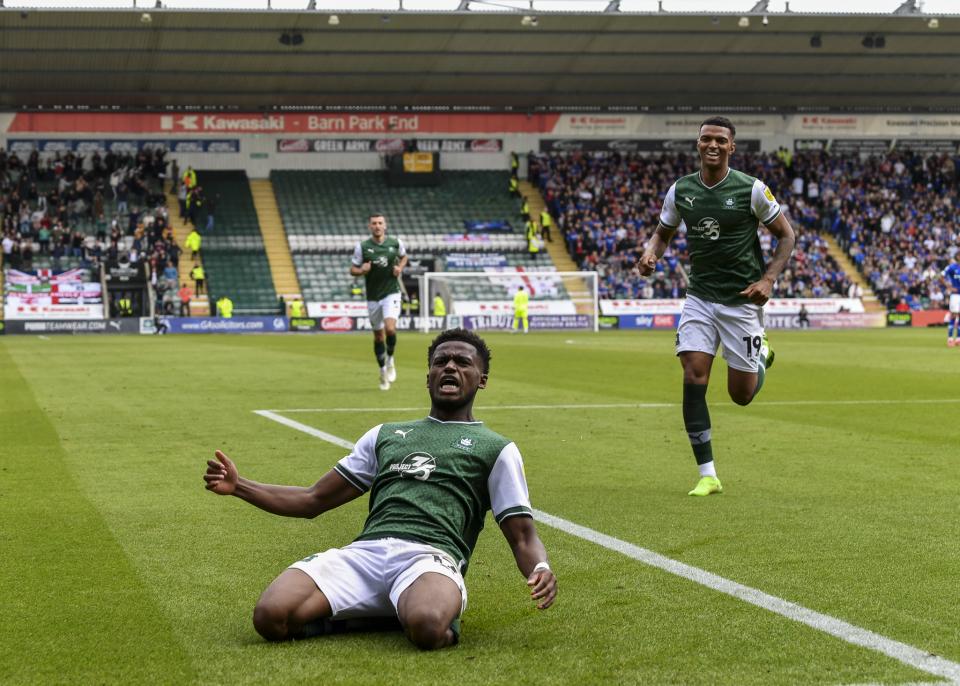 Gallery | Ipswich Town (H)