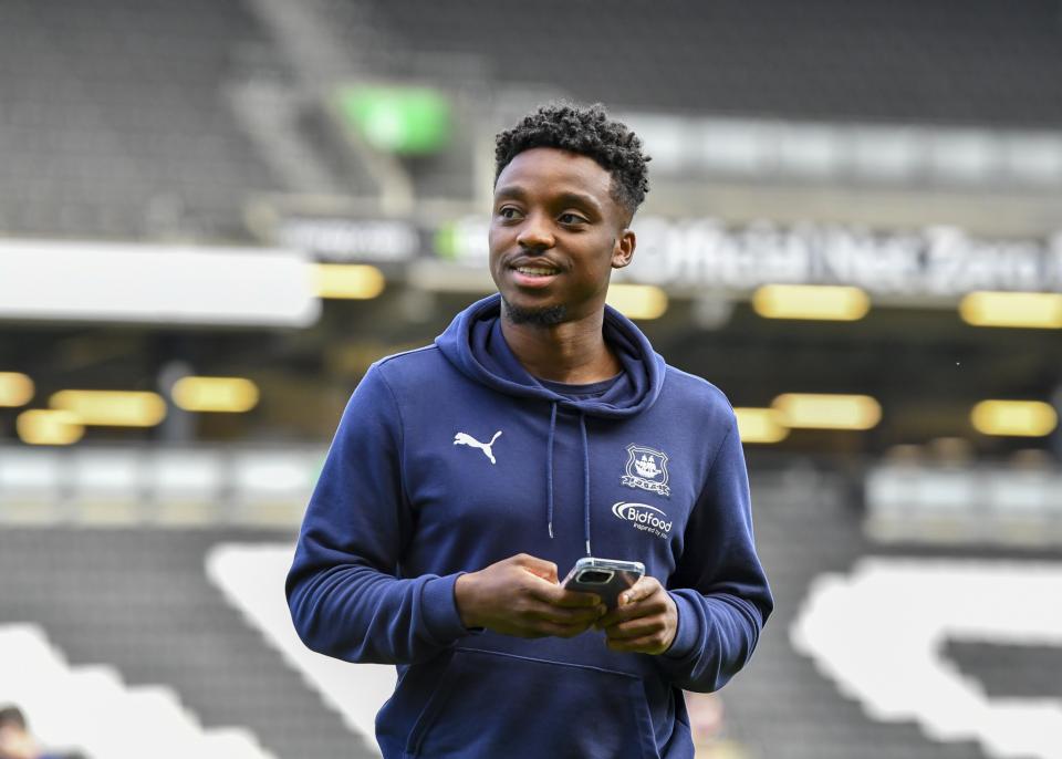 Gallery | MK Dons (A)