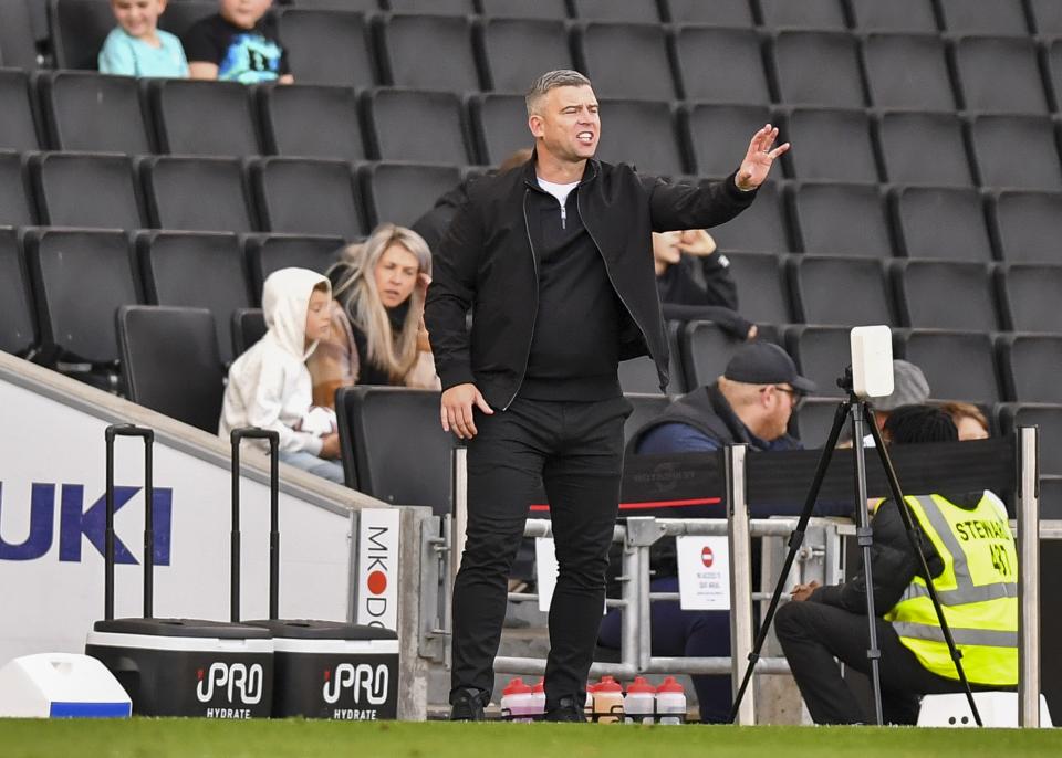 Gallery | MK Dons (A)