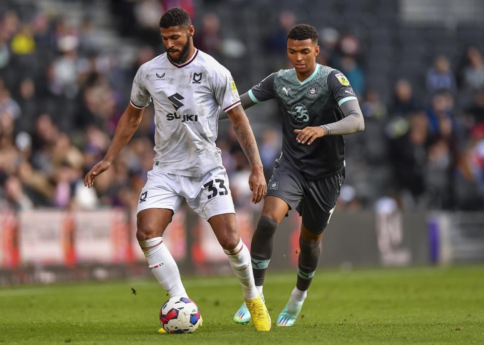 Gallery | MK Dons (A)