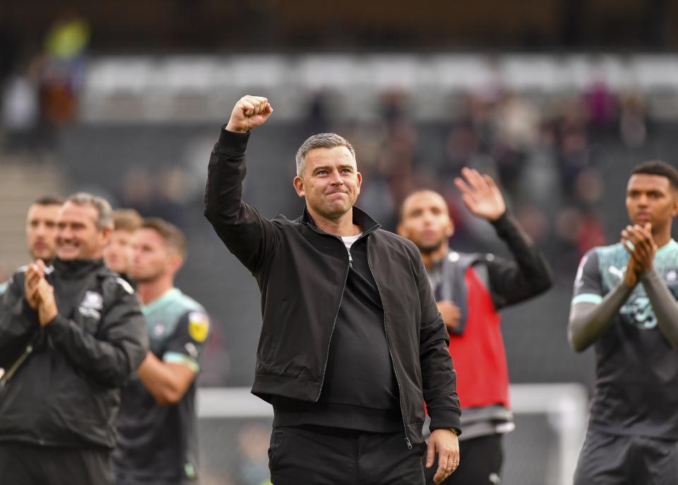 Gallery | MK Dons (A)