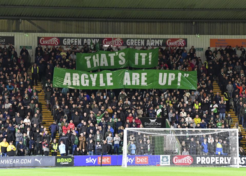 Gallery | Shrewsbury Town (H)