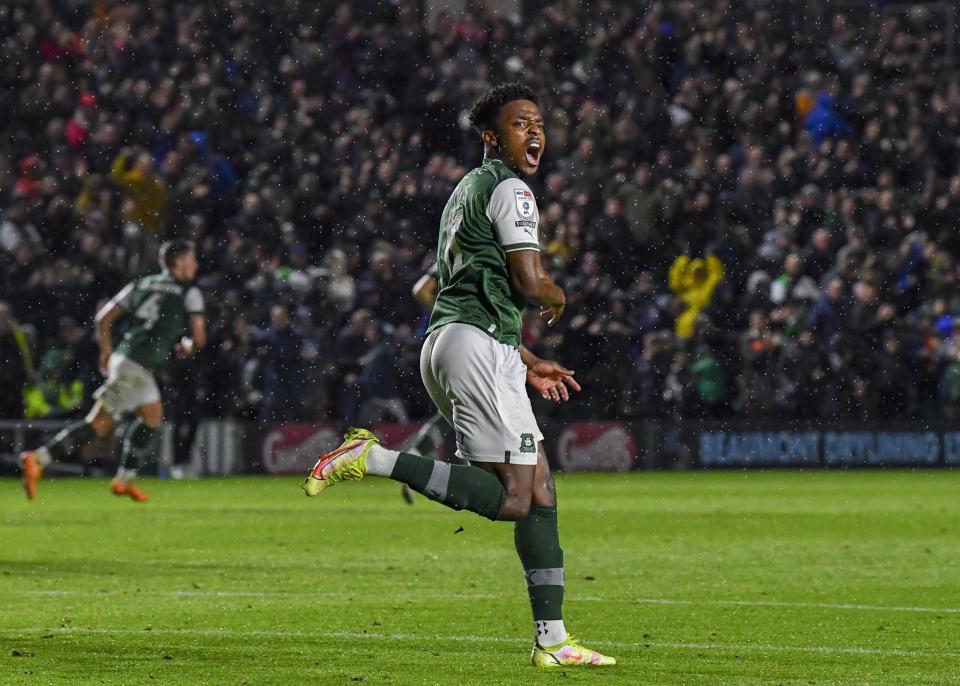 Gallery | Shrewsbury Town (H)