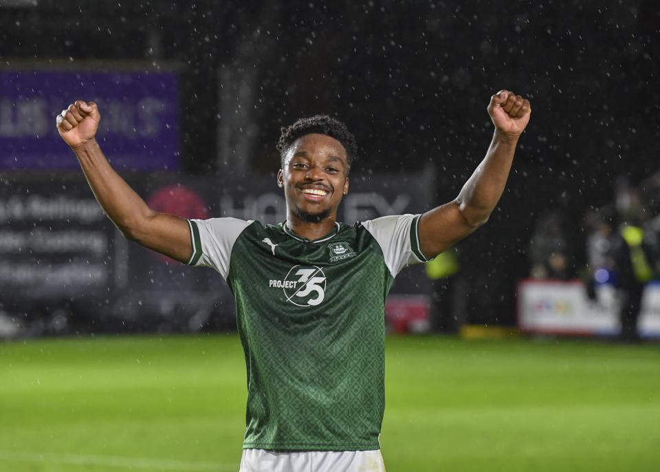 Gallery | Shrewsbury Town (H)