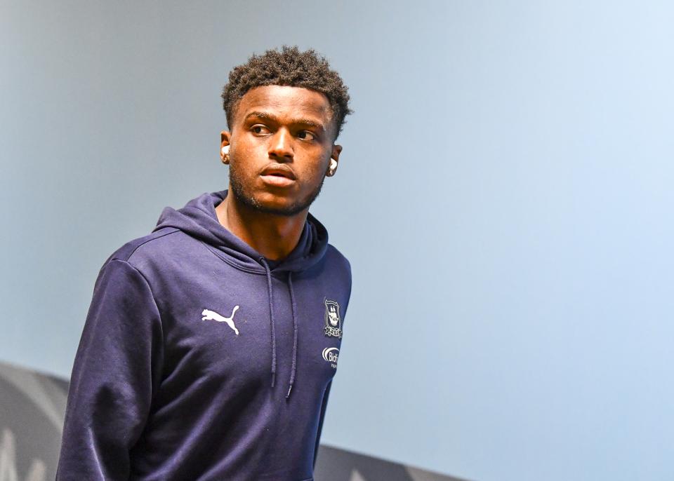 Wycombe Wanderers v Argyle