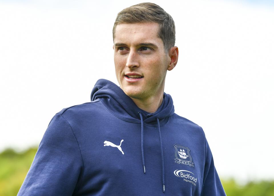 Wycombe Wanderers v Argyle