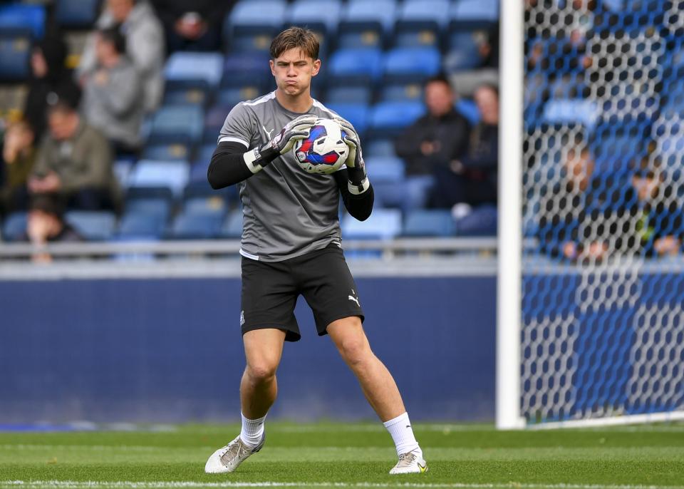 Wycombe Wanderers v Argyle