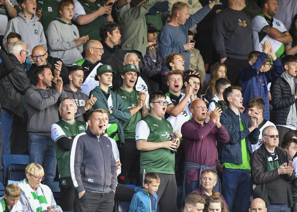 Wycombe Wanderers v Argyle