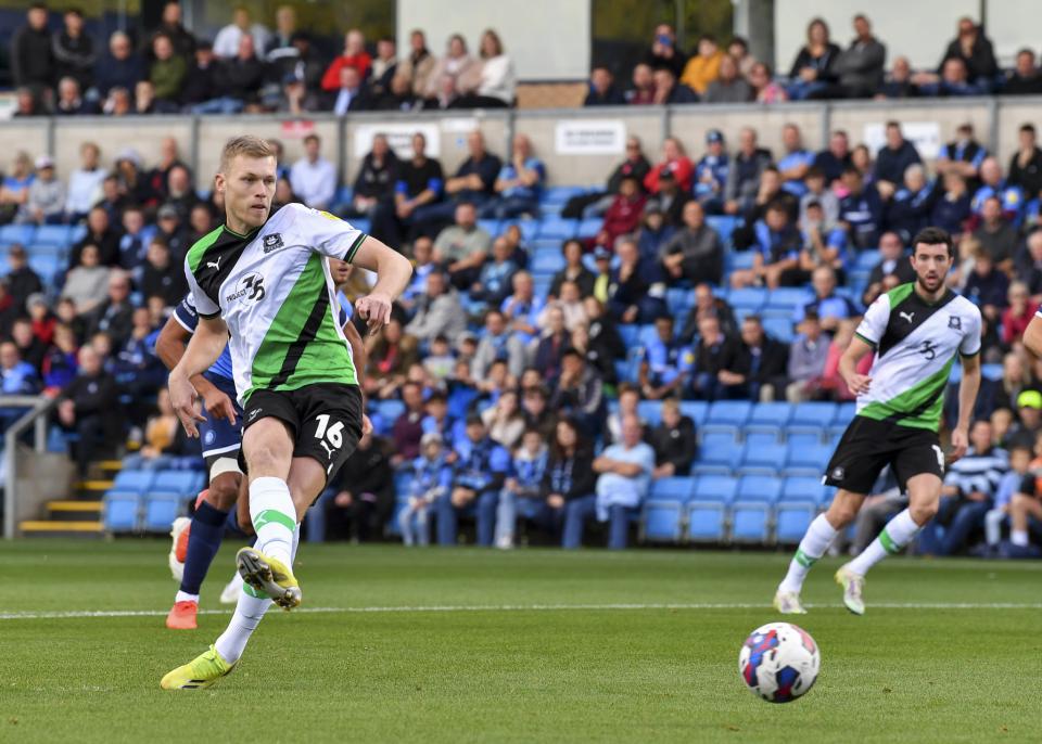 Wycombe Wanderers v Argyle