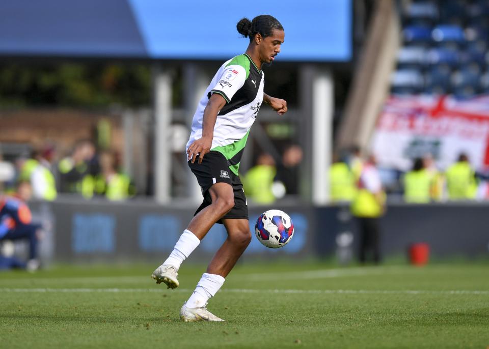 Wycombe Wanderers v Argyle