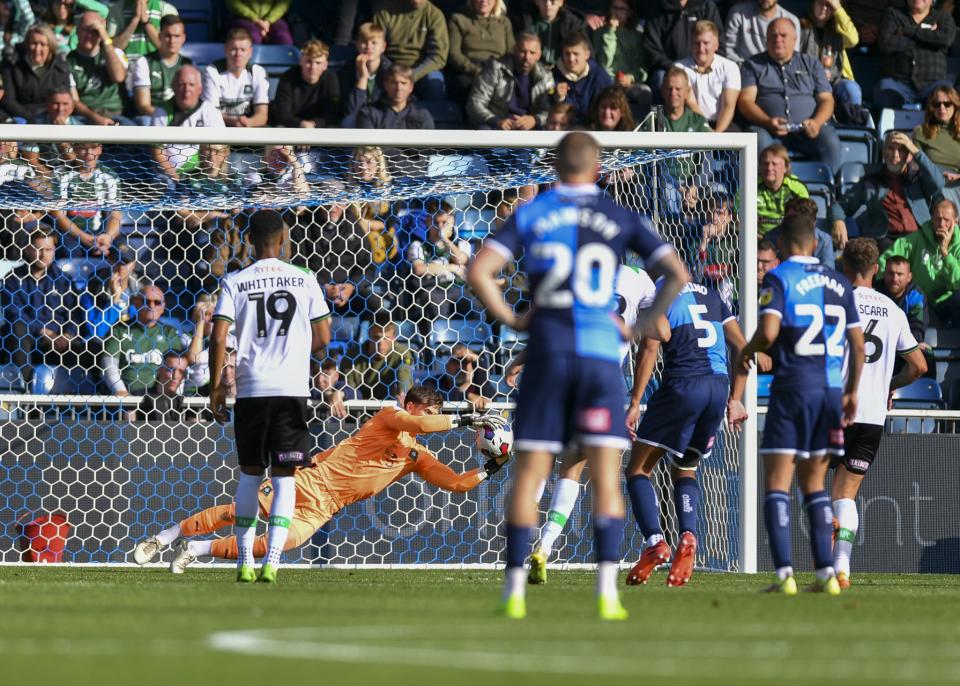 Wycombe Wanderers v Argyle