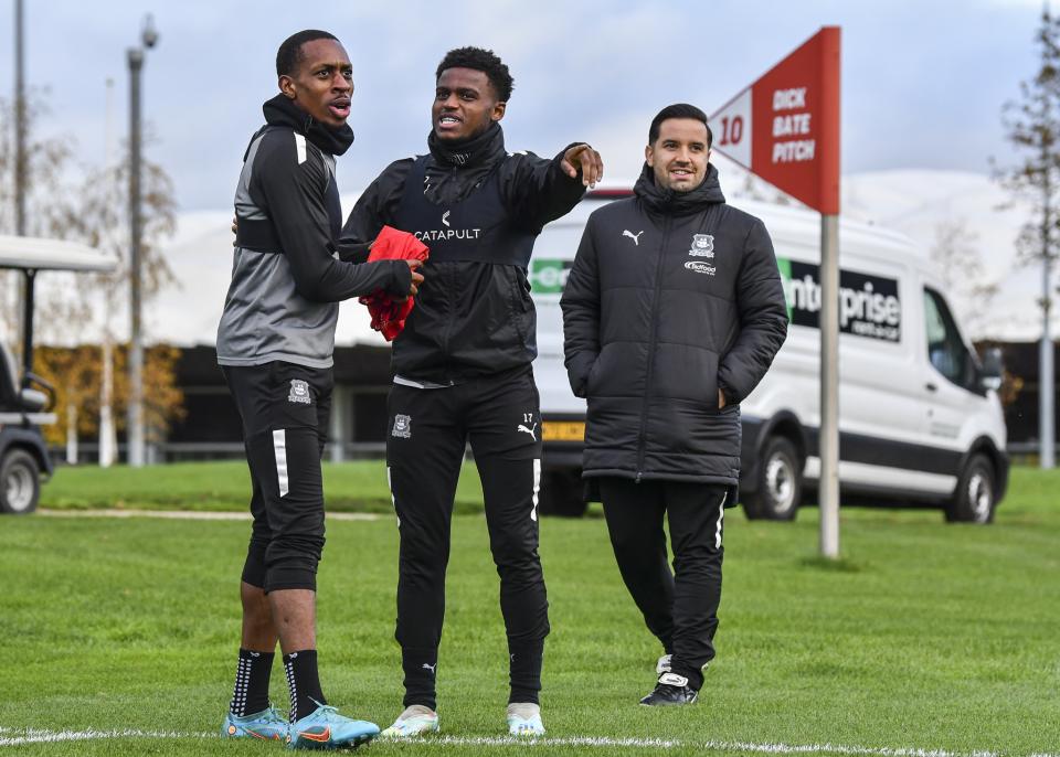 Inside Training | Pre Burton Albion