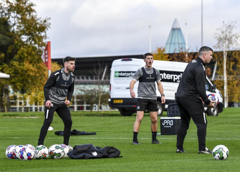 Inside Training | Pre Burton Albion