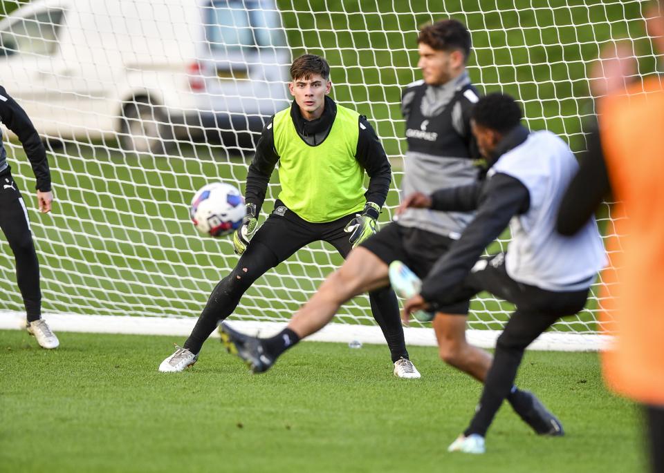 Inside Training | Pre Burton Albion