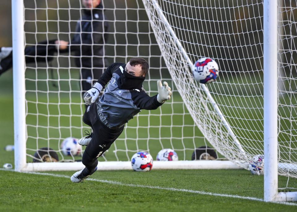 Inside Training | Pre Burton Albion