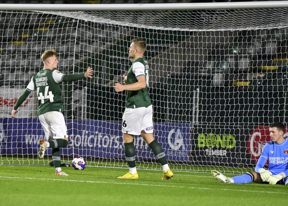 Argyle v Charlton Athletic