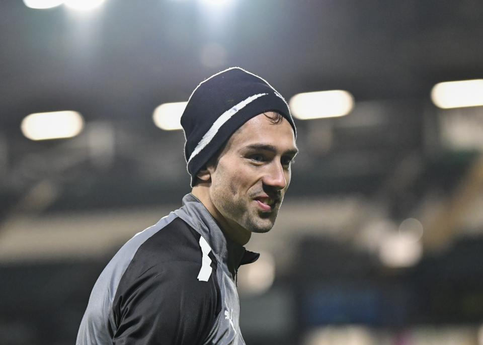 Argyle v Charlton Athletic