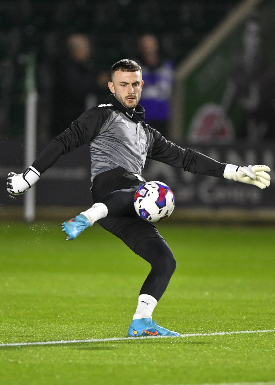 Argyle v Charlton Athletic