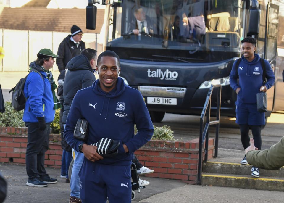 Gallery | Cambridge United (A)