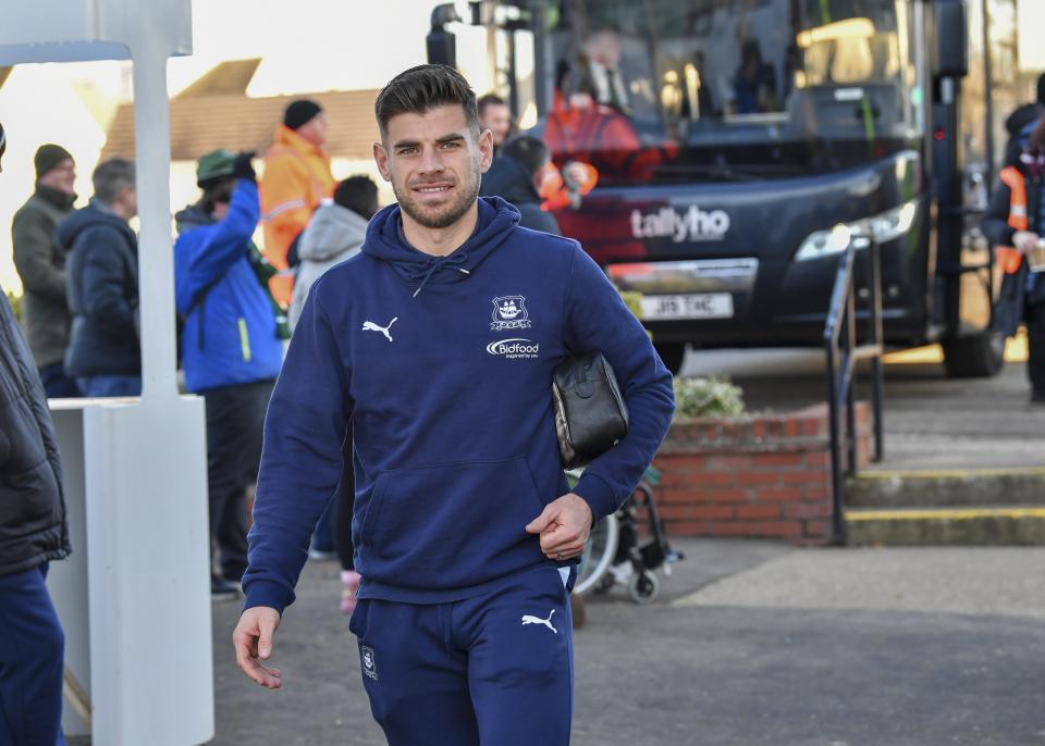 Gallery | Cambridge United (A)